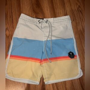 Mens Boys size 25 Vissla swim trunks bathing suit